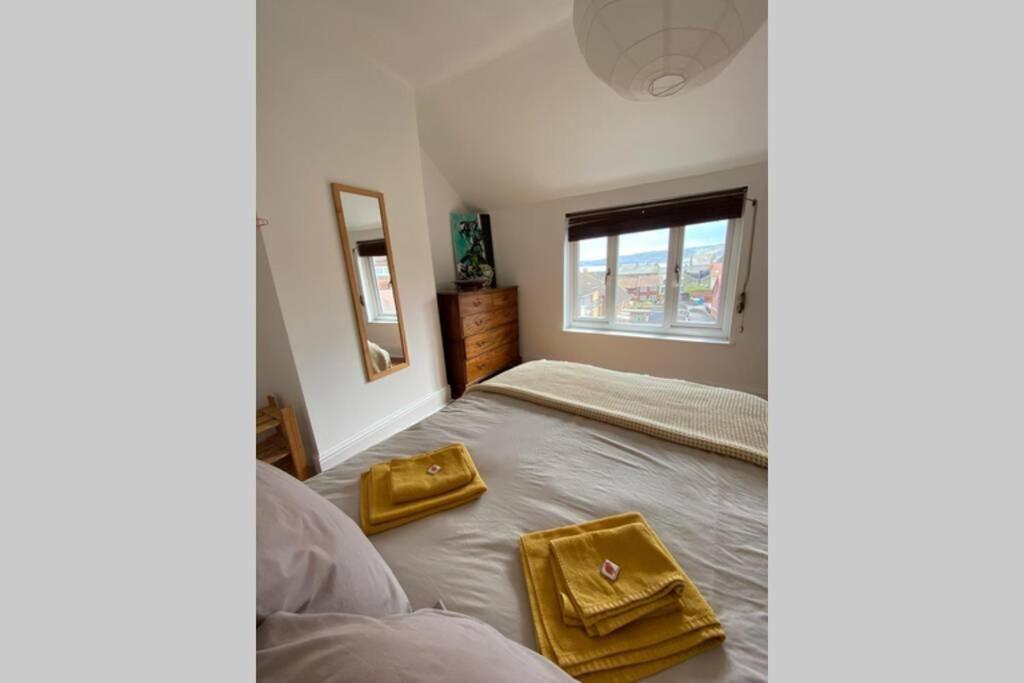 200 Year Old Large Townhouse With Sea Views Villa Scarborough Dış mekan fotoğraf